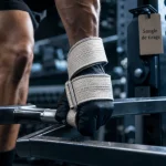 Sangle de tirage musculation sur barre hexagonale, boucle autour du poignet